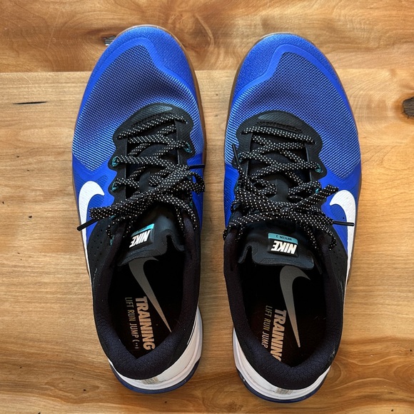 Nike Men's Metcon 2 Royal Blue and Black Sneakers - Picture 2 of 5